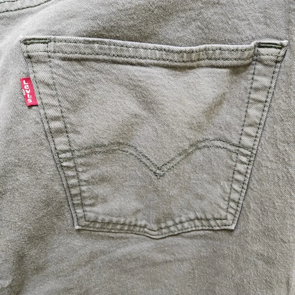 Levi Strauss 505 Mens Jeans W42 L32 Gray/Green Waterless Straight‎ Fit